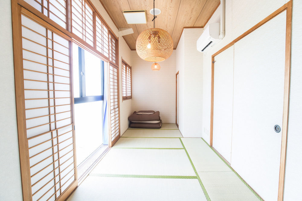 Отель Nagasaki House Burabura Экстерьер фото